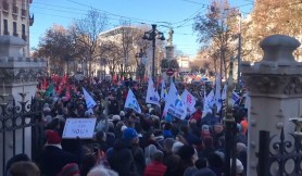 Proteste masive în Franţa. Guvernul doreşte creșterea vârstei de pensionare
